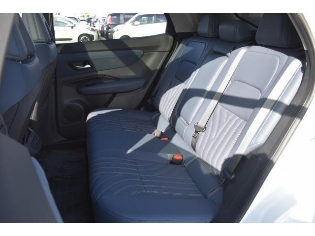 アリア Ｂ９　ｅ－４ＯＲＣＥ　プレミア　１オナ　純１２．３ナビ　ガラスルーフ　ＢＯＳＥ　ナッパ革　プロパイ２．０　前後ドラレコ　ＥＴＣ２．０　　インテリミラー　寒冷地　クリアビュー　ＬＥＤヘッド　オートバックドア　プロパイリモートパーキング（26枚目）