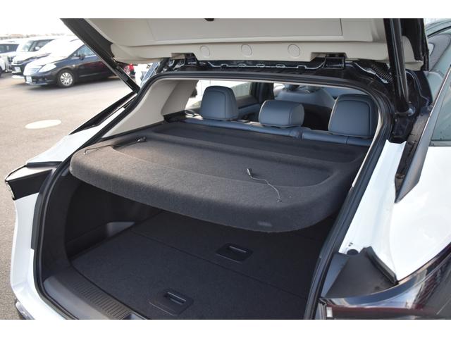 アリア Ｂ９　ｅ－４ＯＲＣＥ　プレミア　１オナ　純１２．３ナビ　ガラスルーフ　ＢＯＳＥ　ナッパ革　プロパイ２．０　前後ドラレコ　ＥＴＣ２．０　　インテリミラー　寒冷地　クリアビュー　ＬＥＤヘッド　オートバックドア　プロパイリモートパーキング（28枚目）