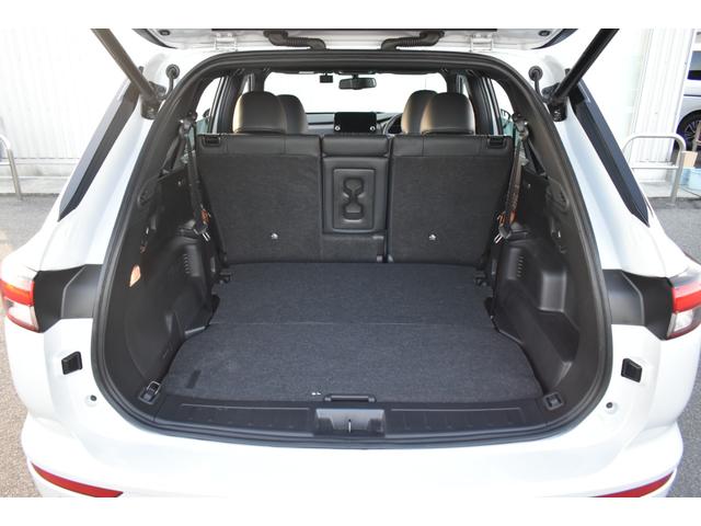 アウトランダーPHEV P 1オナ 純9ナビ TV BOSE ETC2.0 前後ドラレコ マイパイ アラモニ ワイヤレス充電 パワーシート 本革シート シート/ハンドルヒーター オートバックドア LEDヘッド コーナーセンサー(38枚目)