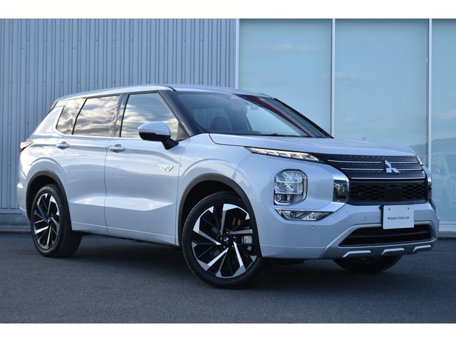 アウトランダーPHEV P 1オナ 純9ナビ TV BOSE ETC2.0 前後ドラレコ マイパイ アラモニ ワイヤレス充電 パワーシート 本革シート シート/ハンドルヒーター オートバックドア LEDヘッド コーナーセンサー(44枚目)