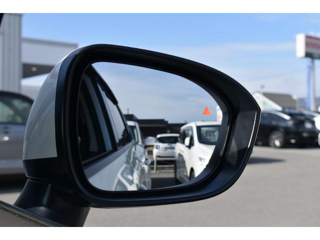 エクストレイル G e-4ORCE 純12.3ナビ ナッパレザー アダクティブLEDヘッド ルーフレール 前・内ドラレコ プロパイ ETC2.0 アラモニ インテリミラー シート/ハンドルヒーター パワーシート オートバックドア SOS(34枚目)