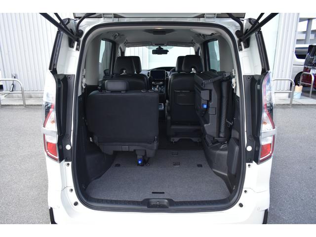 セレナ e-パワー ハイウェイスターV 防水シート 1オナ 純10ナビ TV ETC ドラレコ プロパイ アラモニ インテリミラー 両オートS LEDヘッド パックA 寒冷地 シート/ハンドルヒーター 純16AW エマブレ 踏み間違い防止(30枚目)