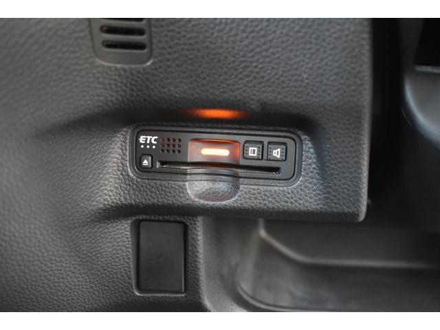 Ｎ－ＢＯＸカスタム Ｇ・スロープＬホンダセンシング　純８インチナビ　フルセグＴＶ　前後ドラレコ　ＥＴＣ　バックカメラ　両オートスライド　クルコン　シートヒーター　ＬＥＤヘッドライト　ホンダセンシング　車椅子スローパー　電動ウインチ　スマートキー（16枚目）