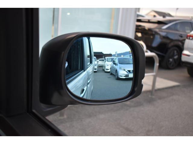 Ｎ－ＢＯＸカスタム Ｇ・スロープＬホンダセンシング　純８インチナビ　フルセグＴＶ　前後ドラレコ　ＥＴＣ　バックカメラ　両オートスライド　クルコン　シートヒーター　ＬＥＤヘッドライト　ホンダセンシング　車椅子スローパー　電動ウインチ　スマートキー（31枚目）