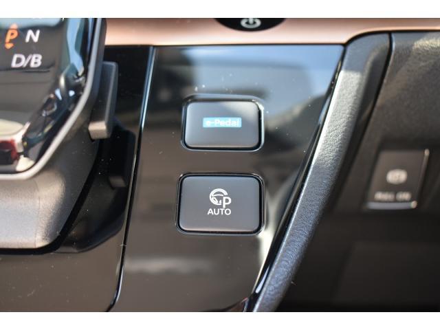 サクラ Ｇ　ＮＣ９ナビ　ＴＶ　ＥＴＣ２．０　プロパイ　プロパイパーキング　プレミアムインテリアＰＫＧ　ＬＥＤヘッド＆フォグ　寒冷地シート／ハンドルヒーター　エマブレ　コーナーセンサー　踏み間違い　充電ケーブル（20枚目）