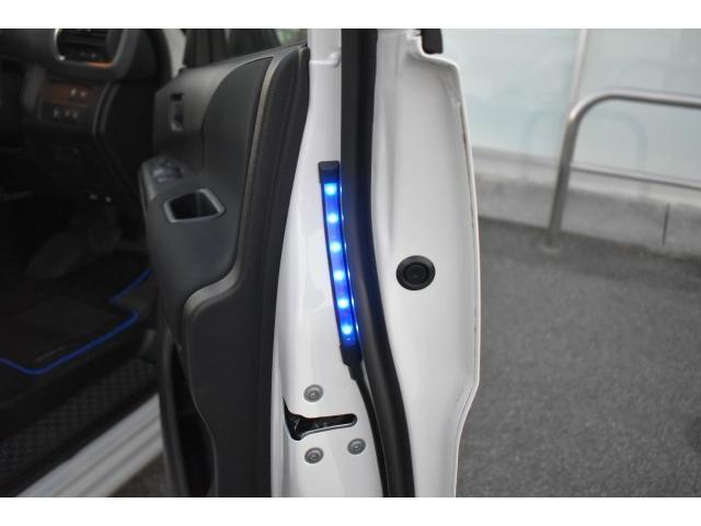 セレナ e-パワー ハイウェイスターV 防水シート 純10ナビ ドラレコ ETC プロパイ アラモニ インテリミラー 両オートS LEDヘッド パックA 寒冷地 シート/ハンドルヒーター WAAC エマブレ コーナーセンサー 踏み間違い防止(34枚目)