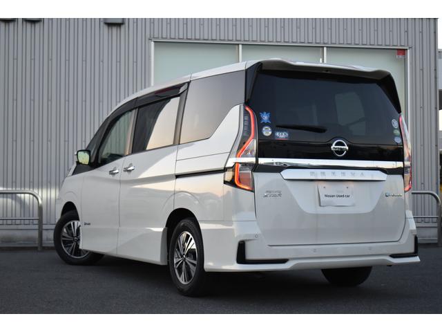 セレナ e-パワー ハイウェイスターV 防水シート 純10ナビ ドラレコ ETC プロパイ アラモニ インテリミラー 両オートS LEDヘッド パックA 寒冷地 シート/ハンドルヒーター WAAC エマブレ コーナーセンサー 踏み間違い防止(39枚目)