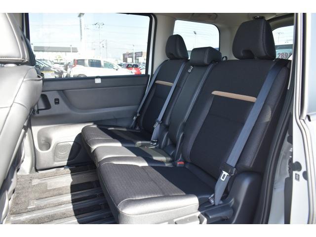 セレナ e-パワー ハイウェイスターV 純12.3ナビ 前後ドラレコ ETC2.0 ワイヤレス充電 アラモニ インテリミラー プロパイ 寒冷地 シート/ハンドルヒーター PTC素子 AC100V電源 アダクティブLEDヘッド 踏み間違い防止(28枚目)