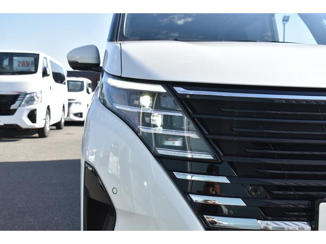 セレナ e-パワー ハイウェイスターV 純12.3ナビ 前後ドラレコ ETC2.0 ワイヤレス充電 アラモニ インテリミラー プロパイ 寒冷地 シート/ハンドルヒーター PTC素子 AC100V電源 アダクティブLEDヘッド 踏み間違い防止(36枚目)