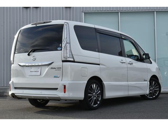 セレナ ライダパフォマンススペックブラックラインZZ SHV 純8インチナビ フルセグTV 後席フリップダウンモニター アラウンドビューモニター ETC ドラレコ 両側オートスライド クルコン エマブレ コーナーセンサー 踏み間違い インテリキー(5枚目)