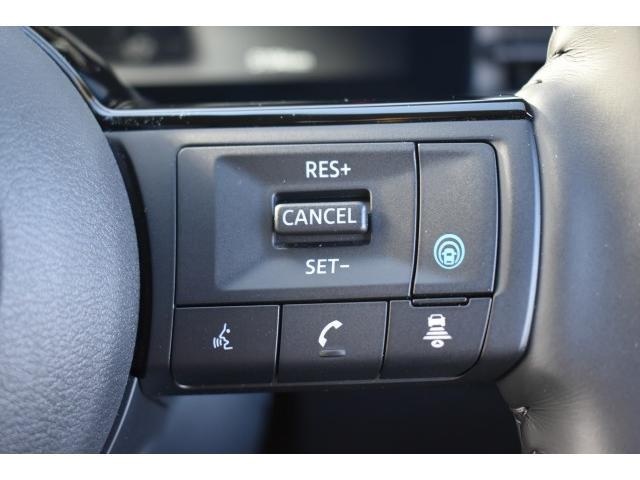 セレナ ｅ－パワー　ハイウェイスターＶ　１オナ　ＮＣ１２．３ナビ　前後ドラレコ　ＥＴＣ２．０　アラモニ　インテリミラ　ＳＯＳ　ワイヤレス充電　寒冷地　シート／ハンドルヒーター　ＰＴＣ素子　ＡＣ１００Ｖ　アダクティブＬＥＤヘッド　両側オートＳ（12枚目）