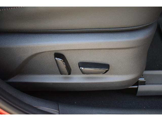 オーラ Ｇ　１オナ　ＮＣ９ナビ　ＴＶ　ＢＯＳＥ　プロパイ　ＥＴＣ２．０　前後ドラレコ　ワイヤレス充電　アラモニ　インテリミラー　寒冷地　シート／ハンドルヒーター　ＬＥＤヘッド　　コーナーセンサー　踏み間違い防止（27枚目）