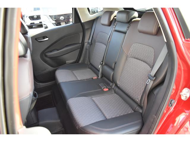 オーラ Ｇ　１オナ　ＮＣ９ナビ　ＴＶ　ＢＯＳＥ　プロパイ　ＥＴＣ２．０　前後ドラレコ　ワイヤレス充電　アラモニ　インテリミラー　寒冷地　シート／ハンドルヒーター　ＬＥＤヘッド　　コーナーセンサー　踏み間違い防止（31枚目）