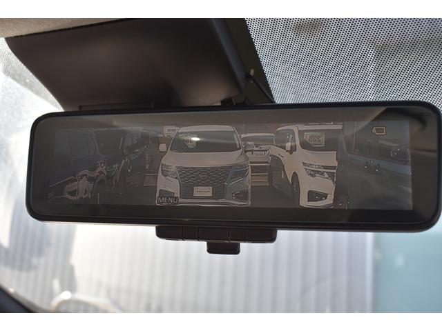 リーフ Ｇ　純９ナビ　フルセグＴＶ　プロパイ　プロパイパーキング　ドラレコ　ＥＴＣ２．０　ＡＶＭ　インテリミラー　ＬＥＤヘッド　寒冷地　シート／ハンドルヒーター　　コーナーセンサー　踏み間違い防止　インテリキー（12枚目）