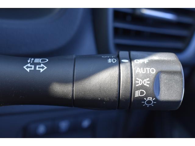 リーフ Ｇ　純９ナビ　フルセグＴＶ　プロパイ　プロパイパーキング　ドラレコ　ＥＴＣ２．０　ＡＶＭ　インテリミラー　ＬＥＤヘッド　寒冷地　シート／ハンドルヒーター　　コーナーセンサー　踏み間違い防止　インテリキー（24枚目）