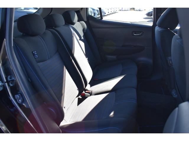 リーフ Ｇ　純９ナビ　フルセグＴＶ　プロパイ　プロパイパーキング　ドラレコ　ＥＴＣ２．０　ＡＶＭ　インテリミラー　ＬＥＤヘッド　寒冷地　シート／ハンドルヒーター　　コーナーセンサー　踏み間違い防止　インテリキー（27枚目）