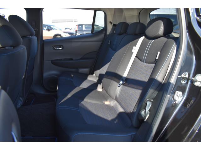 リーフ Ｇ　純９ナビ　フルセグＴＶ　プロパイ　プロパイパーキング　ドラレコ　ＥＴＣ２．０　ＡＶＭ　インテリミラー　ＬＥＤヘッド　寒冷地　シート／ハンドルヒーター　　コーナーセンサー　踏み間違い防止　インテリキー（29枚目）