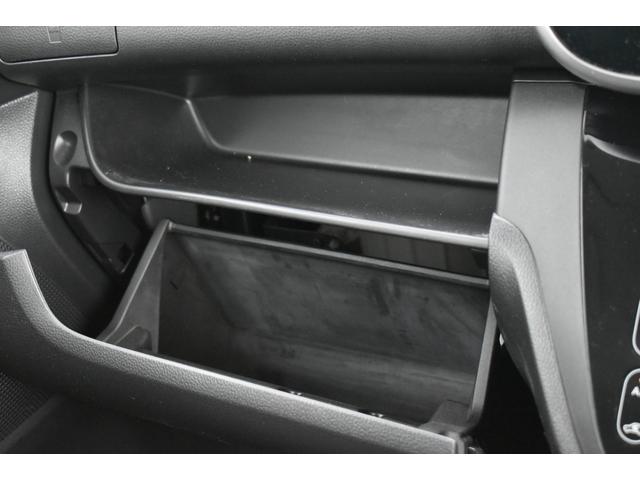 デイズルークス ハイウェイスター　Ｇターボ　純正ナビ　フルセグＴＶ　ドラレコ　ＥＴＣ　アラウンドビューモニター　クルーズコントロール　両側オートスライド　エマージェンシーブレーキ　踏み間違い防止　インテリジェントキー（23枚目）