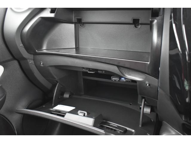 ノート ｅ－パワー　Ｘ　１オナ　純正ナビ　フルセグＴＶ　ＥＴＣ　ドラレコ　アラウンドビューモニター　スマートルームミラー　ＬＥＤヘッドライト　エマブレ　コーナーセンサー　踏み間違い防止　カーテンエアバッグ　インテリキー（20枚目）