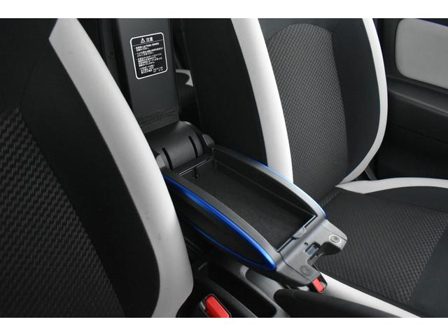 ノート ｅ－パワー　Ｘ　１オナ　純正ナビ　フルセグＴＶ　ＥＴＣ　ドラレコ　アラウンドビューモニター　スマートルームミラー　ＬＥＤヘッドライト　エマブレ　コーナーセンサー　踏み間違い防止　カーテンエアバッグ　インテリキー（21枚目）