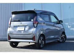 �͵��Υǥ��������ˤ��ޤ��������󸽼֤򸫤ˤ���Ź�������� 2