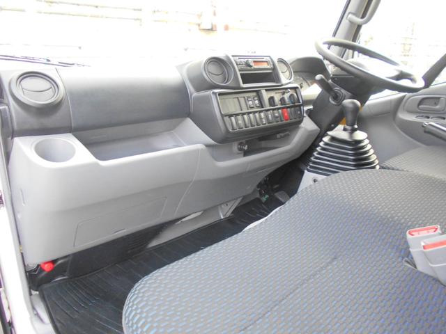 ダイナトラック トヨタ １０００ｋｇ積み４ナンバー ｗキャブ ジャストロー リヤｗタイヤ 三方開 ｅｔｃ ドラレコ オートハイビーム ｌｅｄヘッドライト ｌｅｄフォグランプ 左電格ミラー リヤヒーター 横滑り防止装置 衝突被害軽減ブレーキ 車線逸脱警報装置 ゲート