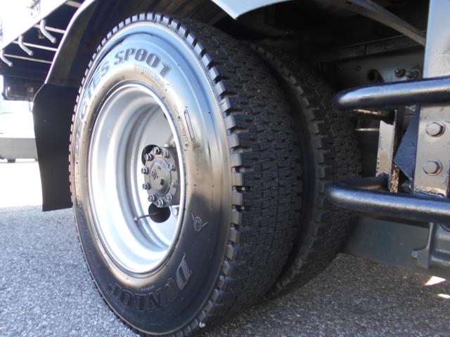 ヒノレンジャー ワイド超ロング平ボディ　アルミブロック　３２５０ｋｇ積み　エアサス　バックカメラ　ＬＥＤヘッドライト　ＬＥＤフォグランプ　左電格ミラー　ＥＣＯモードスイッチ　衝突被害軽減ブレーキ　車線逸脱警報装置　横滑り防止装置　坂道発進補助装置（21枚目）