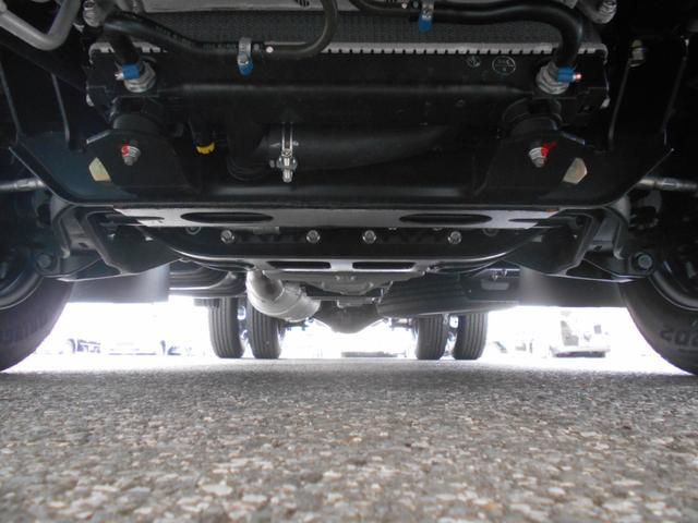 キャンター 垂直パワーゲート 2000kg積み4ナンバー NEWモデル フル液晶メーターパネル バックカメラ LEDオートヘッドライト LEDフォグランプ スマートキー2個 左電格ミラー アイドリングストップ 坂道発進補助装置 横滑り防止装置 ステアリングリモコン(20枚目)