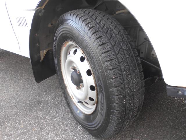 ボンゴバン ＤＸ　４ＷＤ　ハイルーフ　１０００ｋｇ積み　オートマ車　４ＷＤ切替レバー　２人乗り　バックカメラ　ドラレコ　左電動ミラー　リモコンキー　マット＆バイザー　ＳＴタイヤ（19枚目）