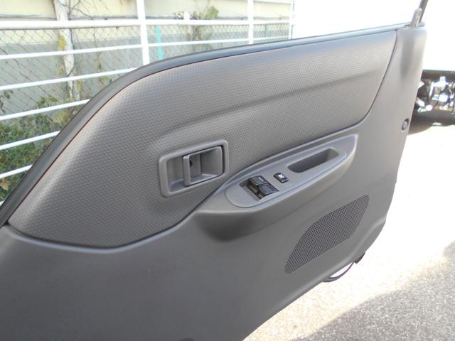 ボンゴバン ＤＸ　４ＷＤ　ハイルーフ　１０００ｋｇ積み　オートマ車　４ＷＤ切替レバー　２人乗り　バックカメラ　ドラレコ　左電動ミラー　リモコンキー　マット＆バイザー　ＳＴタイヤ（32枚目）