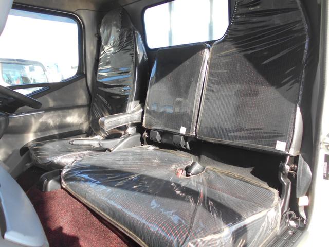 ＮＴ４５０アトラス フルスーパーロー平ボディ　カスタム　２０００ｋｇ積み４ナンバー　リアＷタイヤ　社外ナビＴＶ　ＥＴＣ　キーレス　スペアキー　両側電動格納ミラー　衝突被害軽減ブレーキ　車線逸脱警報装置　横滑り防止装置　荷台床鉄板張り　坂道発進補助装置（23枚目）