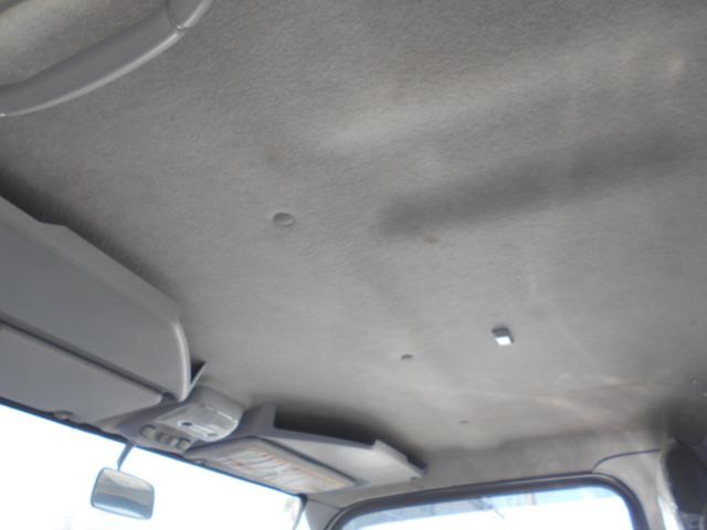 ＮＴ４５０アトラス フルスーパーロー平ボディ　カスタム　２０００ｋｇ積み４ナンバー　リアＷタイヤ　社外ナビＴＶ　ＥＴＣ　キーレス　スペアキー　両側電動格納ミラー　衝突被害軽減ブレーキ　車線逸脱警報装置　横滑り防止装置　荷台床鉄板張り　坂道発進補助装置（37枚目）