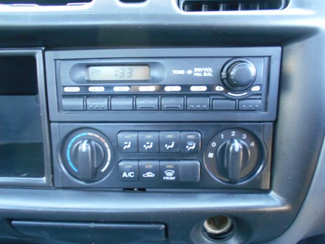 バネットトラック DX スーパーロー ロング Wタイヤ 1000kg積み 5速MT 三方開 左電動ミラー ドラレコ 集中ドアロック ヘッドライトレベライザー マット&バイザー 荷台木製(26枚目)