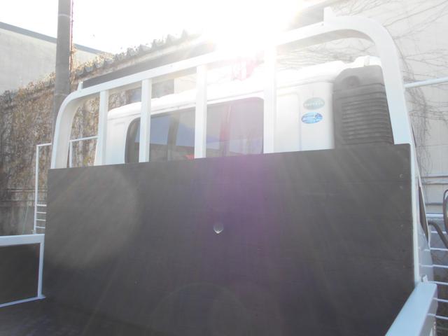 ダイナトラック 4450kg積み平ボディ ワイド超ロング LEDヘッドライト LEDフォグランプ ETC バックカメラ スマートキー2個 スペアキー 坂道発進補助装置 衝突被害軽減ブレーキ 車線逸脱警報装置 横滑り防止装置 電動パーキングブレーキ(15枚目)