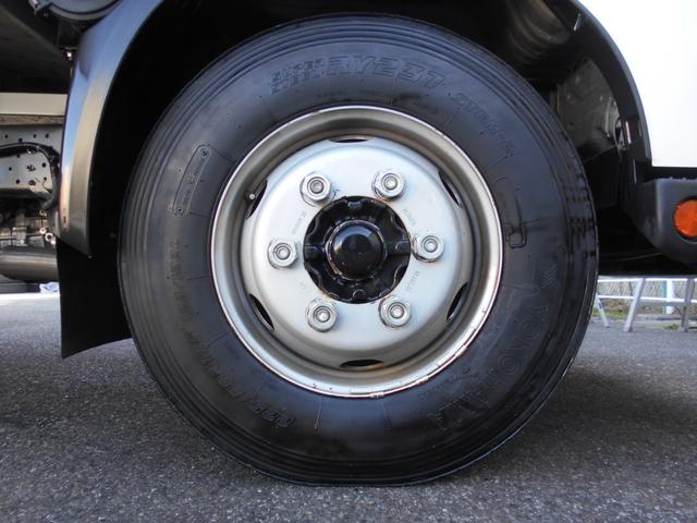 ダイナトラック 4450kg積み平ボディ ワイド超ロング LEDヘッドライト LEDフォグランプ ETC バックカメラ スマートキー2個 スペアキー 坂道発進補助装置 衝突被害軽減ブレーキ 車線逸脱警報装置 横滑り防止装置 電動パーキングブレーキ(20枚目)