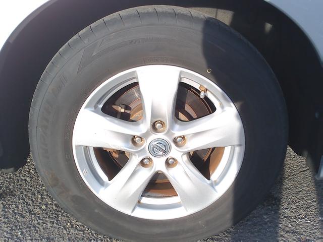 左リアタイヤ♪