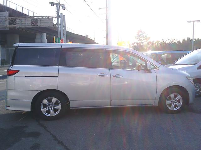 ご覧頂有難うございます。車両状態につきましてはお気軽にお問い合わせ下さい