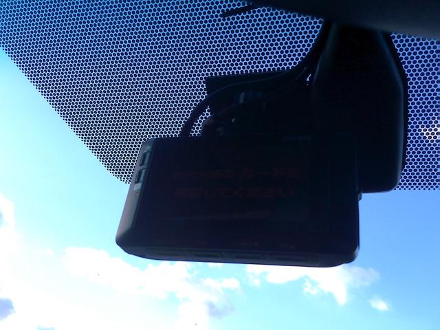 アルファード ２４０Ｓ　Ｃパッケージ　車検２年付　ツインサンルーフ　メーカーＯＰナビ　後席モニター　フルセグ　ＤＶＤ再生　Ｂｌｕｅｔｏｏｔｈ　両側パワースライドドア　パワーバックドア　ＥＴＣ　パワーシート　エグゼクティブキャプテンシート（17枚目）