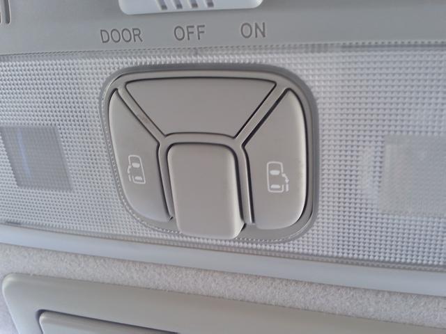 エスティマ アエラス プレミアムエディション 車検2年付 オイル消費対策済 後期型 純正8インチナビ 後席モニター フルセグ DVD再生 Bluetooth バックモニター ETC 両側パワースライドドア ハーフレザー ドライブレコーダー 7人乗(19枚目)