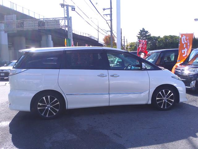 エスティマ アエラス プレミアムエディション 車検2年付 オイル消費対策済 後期型 純正8インチナビ 後席モニター フルセグ DVD再生 Bluetooth バックモニター ETC 両側パワースライドドア ハーフレザー ドライブレコーダー 7人乗(24枚目)