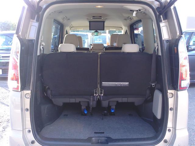 セレナ ハイウェイスター　車検整備付　純正８インチナビ　後席モニター　両側電動ドア　フルセグ　ＤＶＤ再生　Ｂｌｕｅｔｏｏｔｈ　アラウンドビューモニター　エマージェンシーブレーキ　ＥＴＣ　ハンズフリー　パーキングサポート　ＬＥＤ（11枚目）