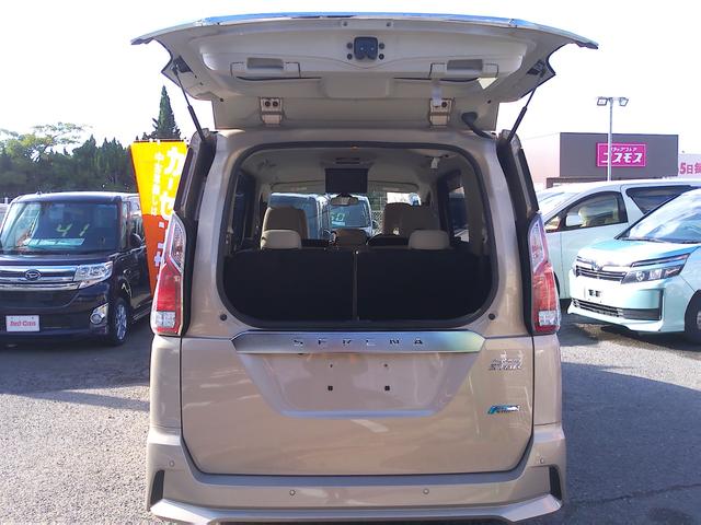 セレナ ハイウェイスター　車検整備付　純正８インチナビ　後席モニター　両側電動ドア　フルセグ　ＤＶＤ再生　Ｂｌｕｅｔｏｏｔｈ　アラウンドビューモニター　エマージェンシーブレーキ　ＥＴＣ　ハンズフリー　パーキングサポート　ＬＥＤ（13枚目）
