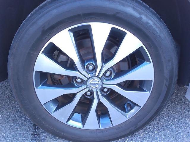 セレナ ハイウェイスター　車検整備付　純正８インチナビ　後席モニター　両側電動ドア　フルセグ　ＤＶＤ再生　Ｂｌｕｅｔｏｏｔｈ　アラウンドビューモニター　エマージェンシーブレーキ　ＥＴＣ　ハンズフリー　パーキングサポート　ＬＥＤ（33枚目）