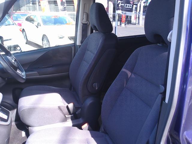 セレナ Ｓ　車検整備付　純正ナビ　アラウンドビューモニター　地デジ　ＤＶＤ再生　Ｂｌｕｅｔｏｏｔｈ　ＥＴＣ　　踏み間違い防止　パワースライドドア　クリアランスソナー　クルーズコントロール　エマージェンシーブレーキ（8枚目）