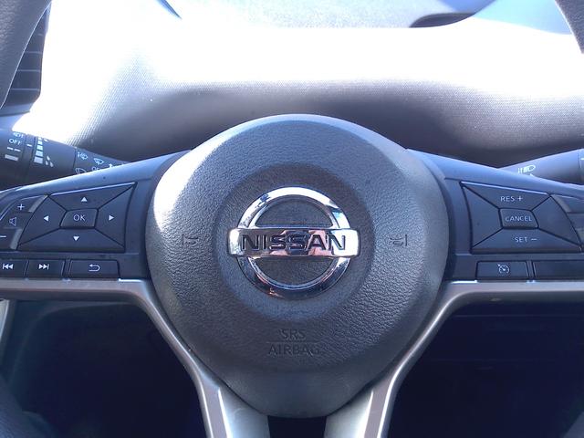 セレナ Ｓ　車検整備付　純正ナビ　アラウンドビューモニター　地デジ　ＤＶＤ再生　Ｂｌｕｅｔｏｏｔｈ　ＥＴＣ　　踏み間違い防止　パワースライドドア　クリアランスソナー　クルーズコントロール　エマージェンシーブレーキ（17枚目）