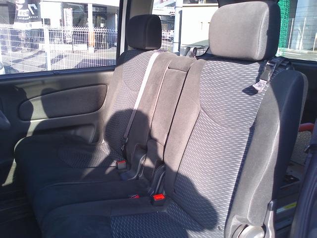 セレナ ２０Ｓ　チェアキャブ　リフタータイプ　車検２年付　車いすリフト　車いす１名＋５名乗車純正メモリーナビ　フルセグ　バックモニター　クルーズコントロール　両側スライドドア　キーレスリモコン（10枚目）