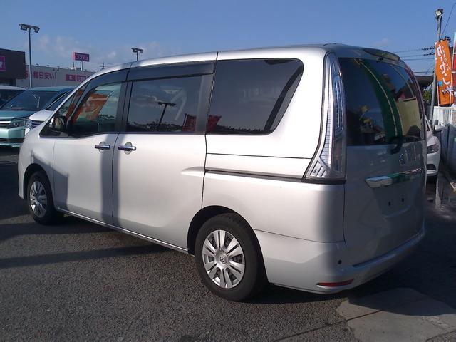 セレナ ２０Ｓ　チェアキャブ　リフタータイプ　車検２年付　車いすリフト　車いす１名＋５名乗車純正メモリーナビ　フルセグ　バックモニター　クルーズコントロール　両側スライドドア　キーレスリモコン（18枚目）