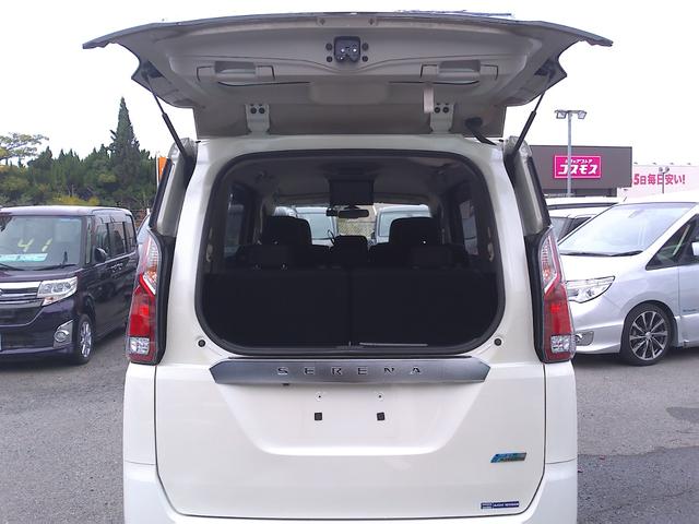 セレナ Ｇ　車検２年付　純正８インチナビ　後席モニター　フルセグ　ＤＶＤ再生　Ｂｌｕｅｔｏｏｔｈ　両側電動ドア　バックモニター　ＥＴＣ　エマージェンシーブレーキ　ＬＥＤ（13枚目）