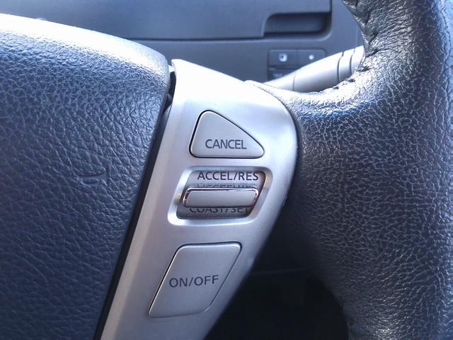 セレナ ハイウェイスターＳ－ＨＶアドバンスドセーフティパック　車検２年付　８インチナビ　後席モニター　アラウンドビューモニター　両側パワースライドドア　フルセグ　ＤＶＤ再生　Ｂｌｕｅｔｏｏｔｈ　ＥＴＣ　前後ドライブレコーダー　エマブレ　踏み間違い防止　ＬＥＤ（43枚目）