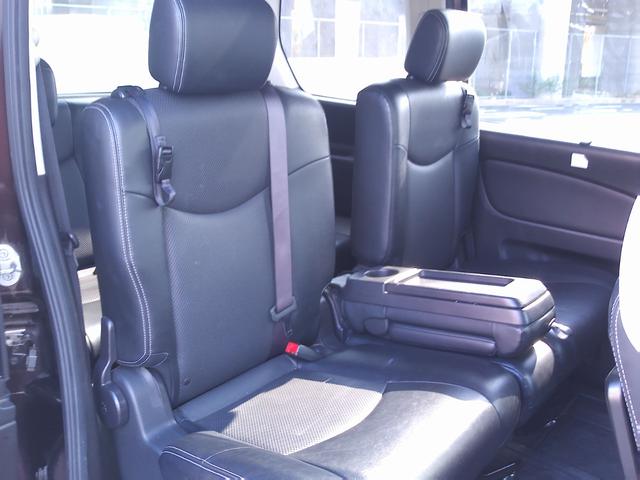 セレナ ２０Ｘ　Ｖセレクション＋セーフティ　Ｓ－ハイブリッド　クロスギアパッケージ　車検２年付　メモリーナビ　フルセグ　ＤＶＤ再生　Ｂｌｕｅｔｏｏｔｈ　ＥＴＣ　両側パワースライドドア　エマージェンシーブレーキ　クルーズコントロール（27枚目）